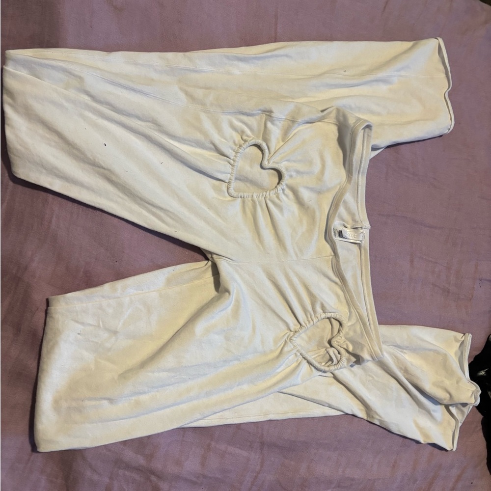 SKIMS Cream Heart Detail Leggings